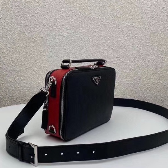 prada brique saffiano leather